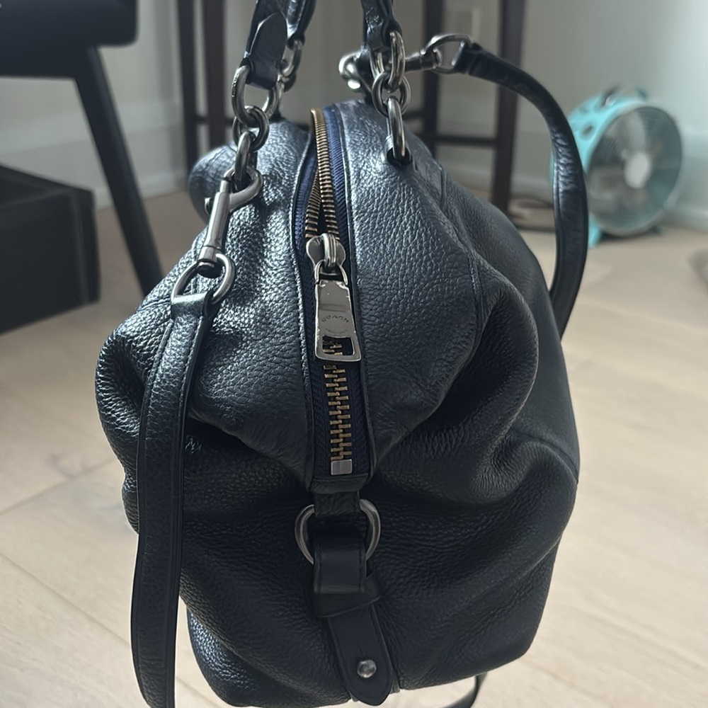 Leather Coach bag - Picture 2 of 3